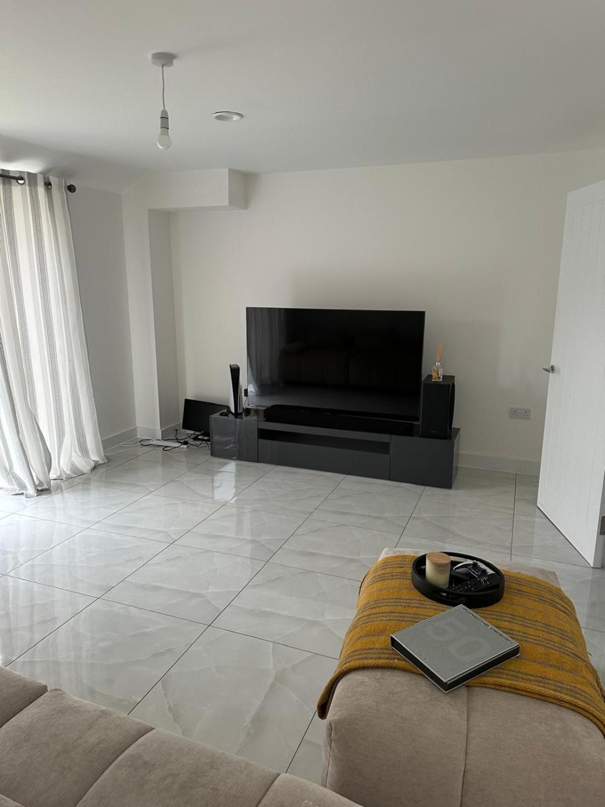 Lush King Ensuite In A Shared Home Μάντσεστερ Εξωτερικό φωτογραφία