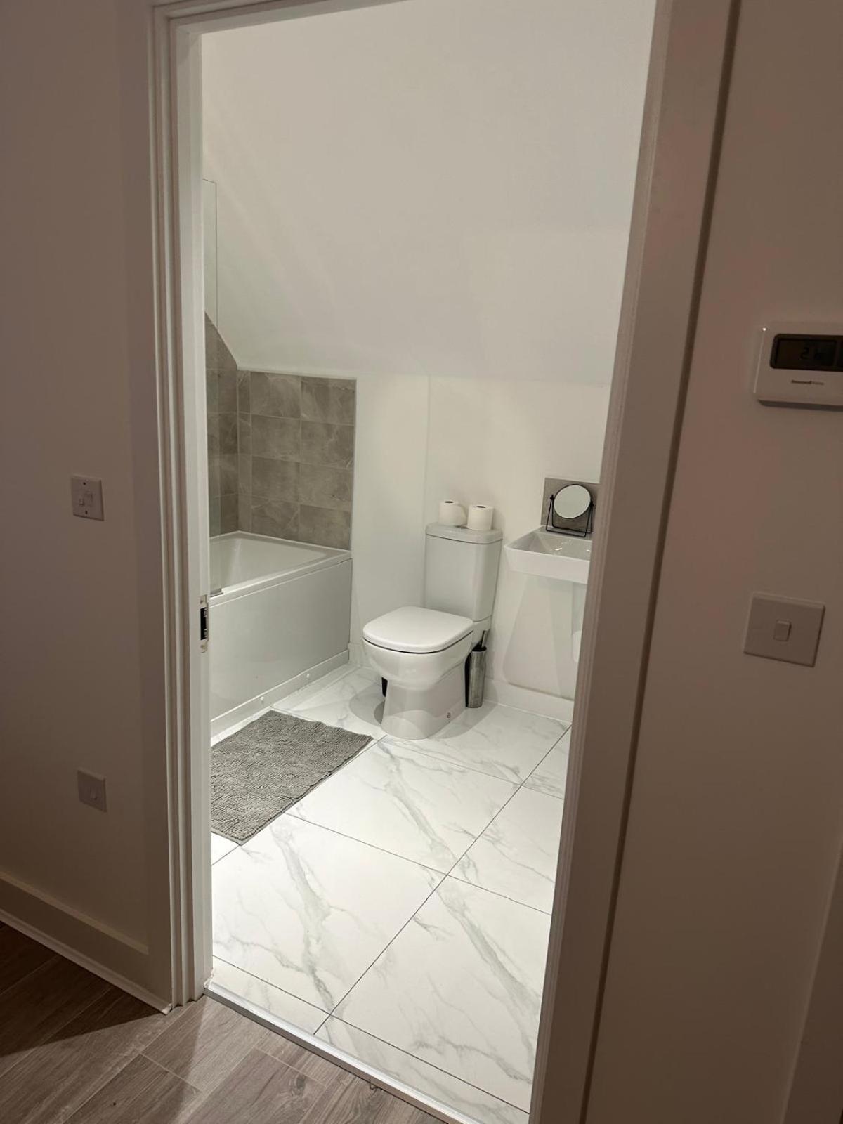 Lush King Ensuite In A Shared Home Μάντσεστερ Εξωτερικό φωτογραφία